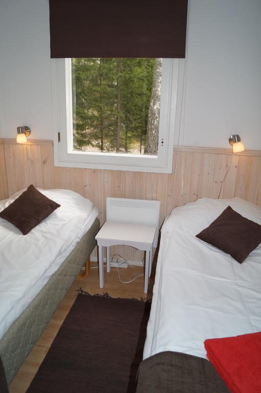 Hjortoe Stugor & Stockhus Finstrom Quarto foto